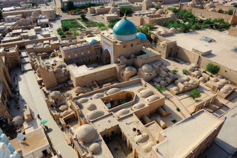 Vue générale d'Ichan Kala depuis le haut du minaret Islam Khodja. Patrice ALCARAS