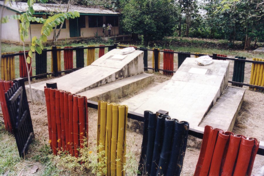 Tombes des esclaves, Salaga. Ghana Tourist Board