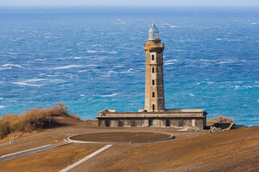 Phare de Capelinhos. Roman Sulla - Shutterstock.com