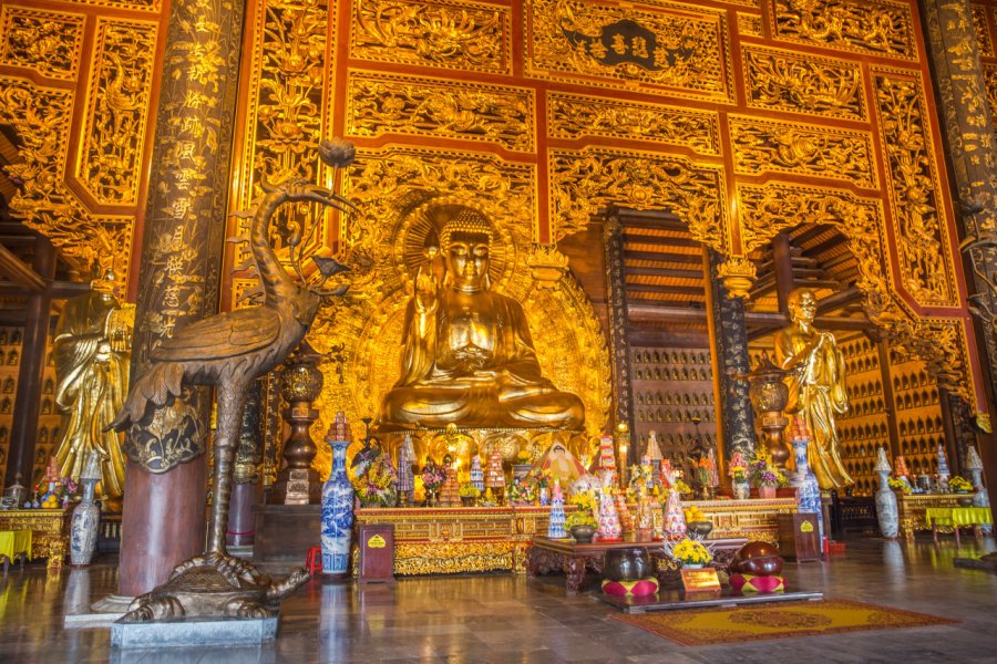 Pagode de Bai Dinh. Midori9813 - Shutterstock.com