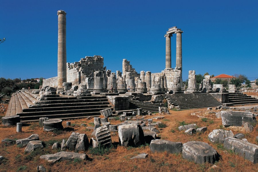 Temple d'Apollon, vestige du site archéologique de Didymes. Alamer - Iconotec