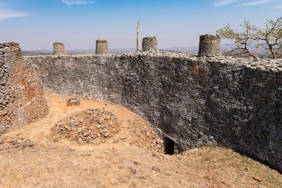 Great Zimbabwe HandmadePictures - Shutterstock.com