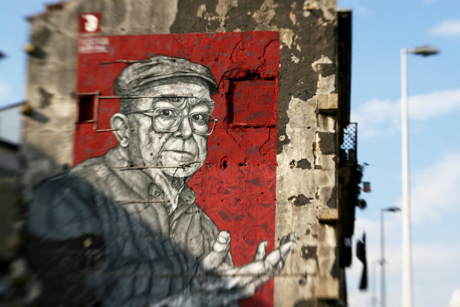 Street-art dans les rues de Porto. Vladimir Dvoynikov - Shutterstock.com