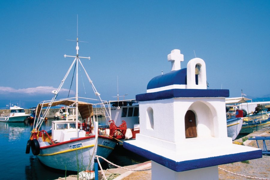 Petit port de pêche aux environs de Kastelli. Author's Image