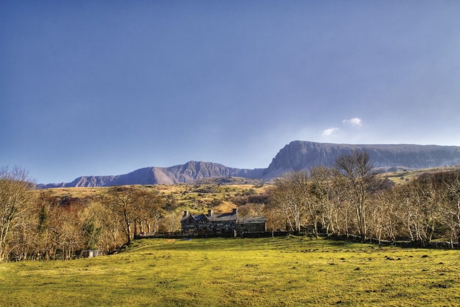 Cadair Idris vu depuis Dolgellau Ashley DARBY - Fotolia