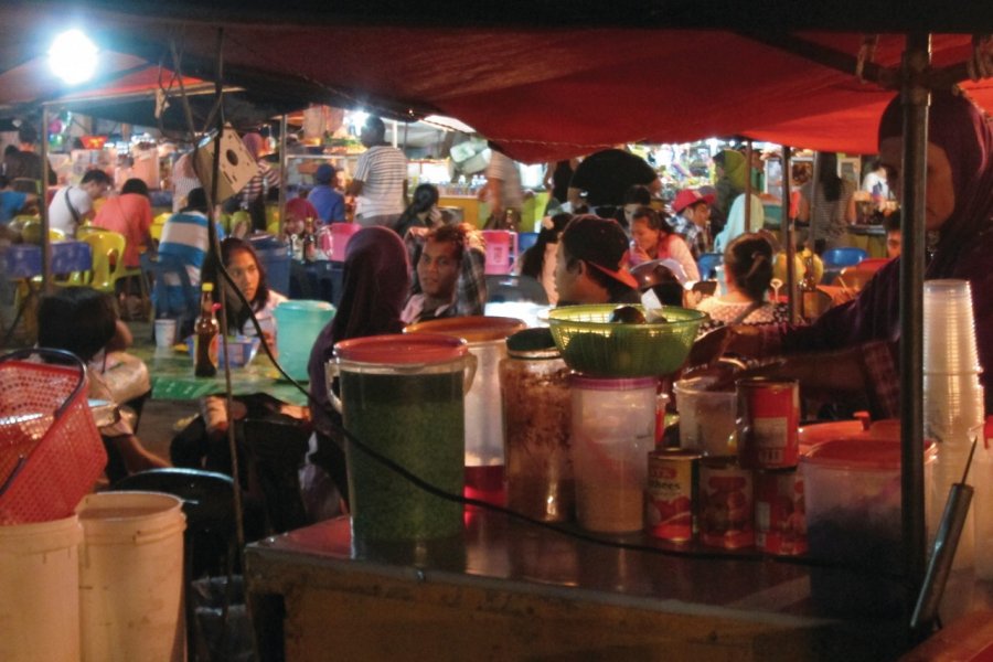 Marché de nuit de Kota Kinabalu Stéphan SZEREMETA