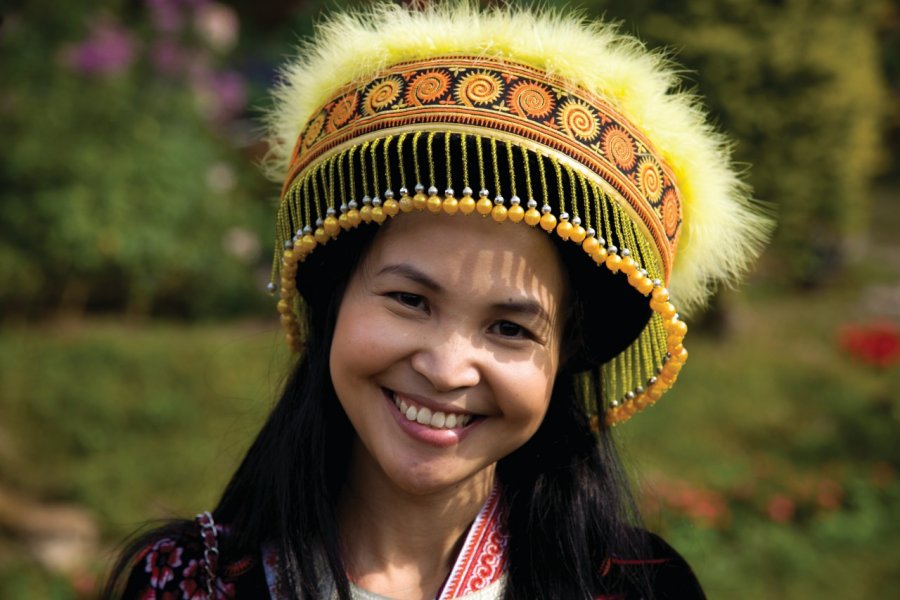 Dans le village Mhong le plus près de Chiang Mai, les touristes peuvent acheter leur costume. Florent CHAUDEMANCHE