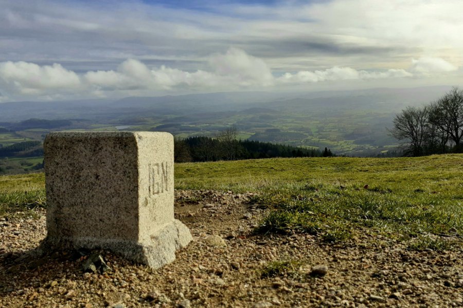 Paysage du Mont Beuvray. Mélanie Bouthiere