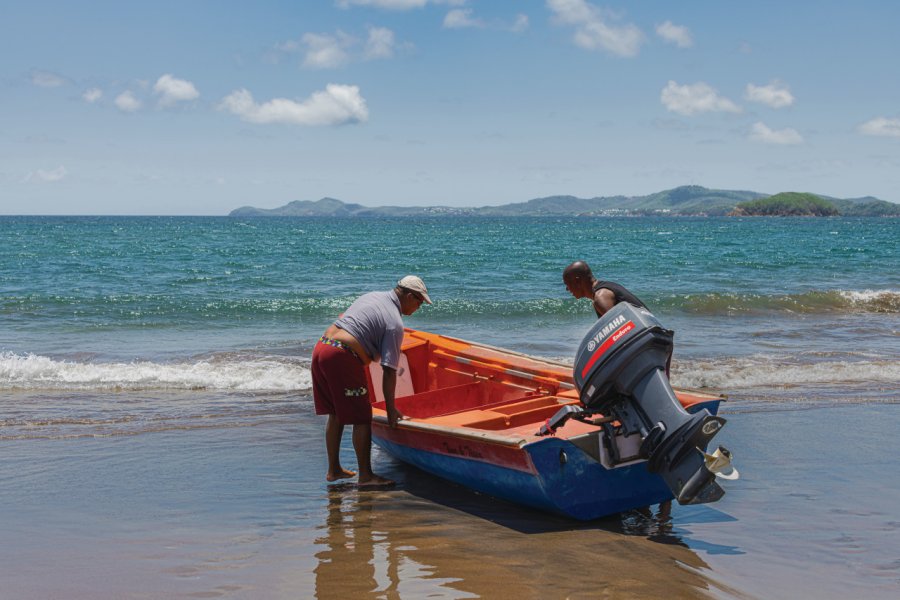 Départ pour la pêche, Saint-Pierre. Gaspard Ferraty Photography