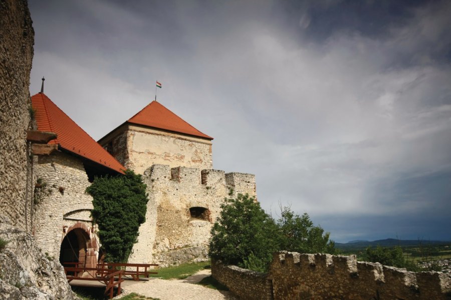 Château de Sümeg. Csakisti - iStockphoto