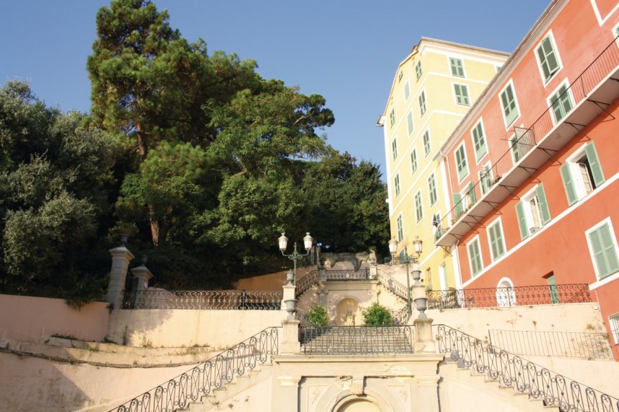 Escalier à Bastia (© XAVIER BONNIN))