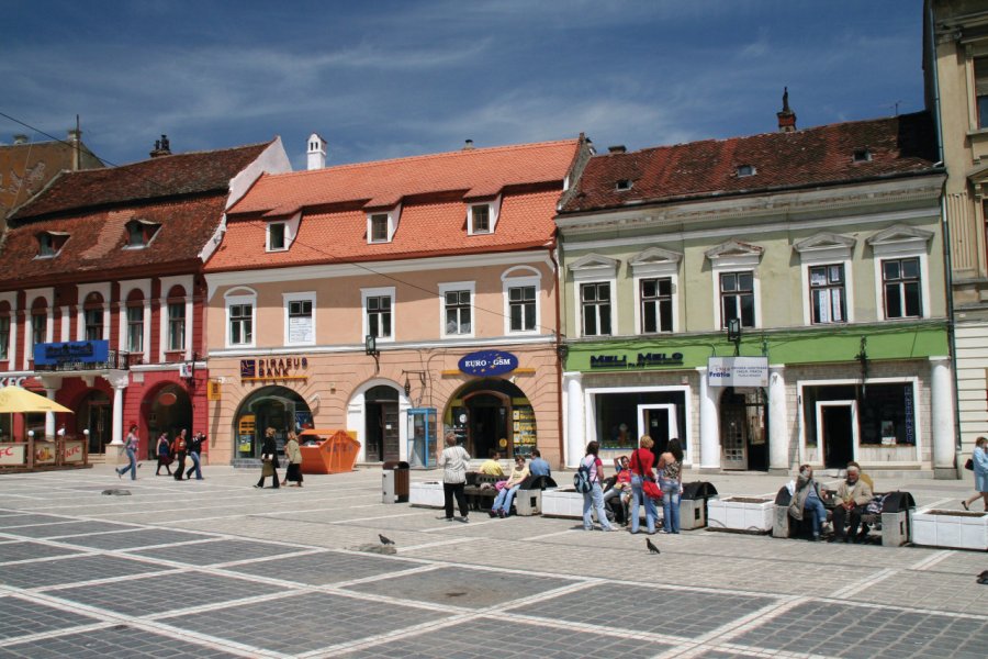 Maisons colorées de Piata Sfatului. Stéphan SZEREMETA