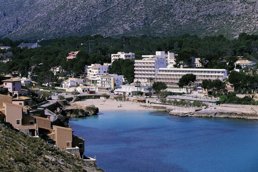 Cala San Vicente, une plage aux eaux translucides. Hervé Bernard - Iconotec