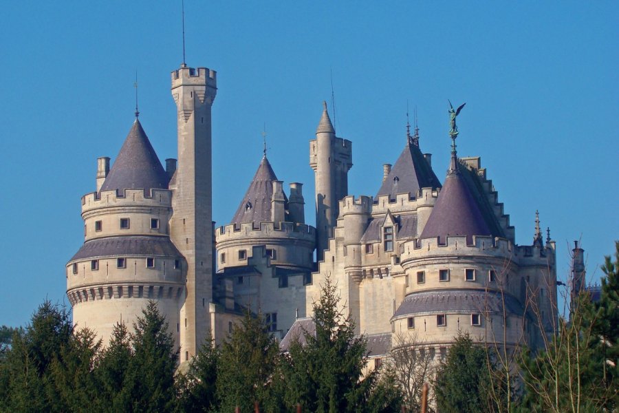 Le château de Pierrefonds Arenysam - Fotolia