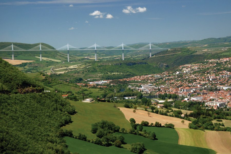 Vue sur Millau. jacquesvandinteren - iStockphoto.com