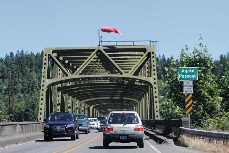 Sur la route en direction de Bainbridge Island. Stéphan SZEREMETA