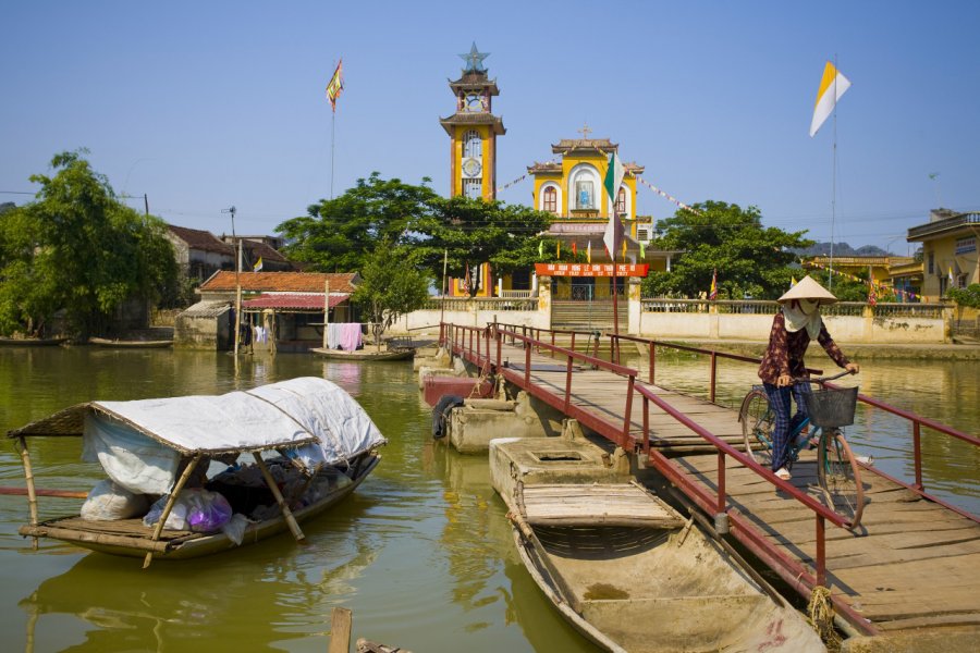 Le village de Kênh Ga. Peter Stuckings - Shutterstock.com