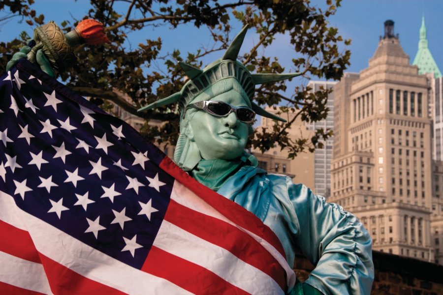 Homme statue (de la Liberté) à Battery Park (Financial District). Author's Image