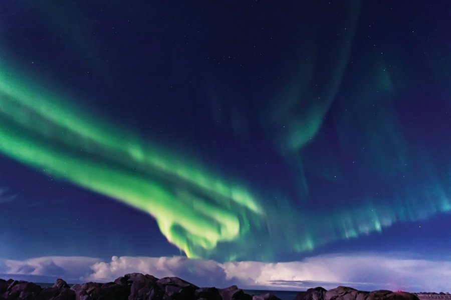 Aurore boréale près de Svolvaer. Brytta - iStockphoto