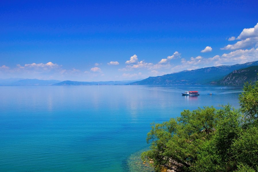 Le lac d'Ohrid. Sasenki/Shutterstock.com