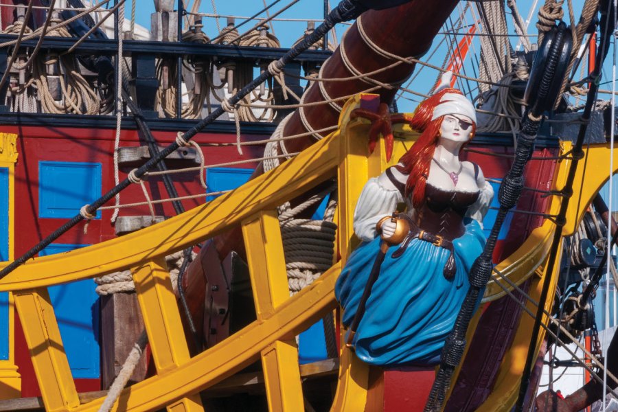 La frégate corsaire l'Etoile du Roy amarrée à Saint-Malo. barbaraaaa - iStockphoto.com