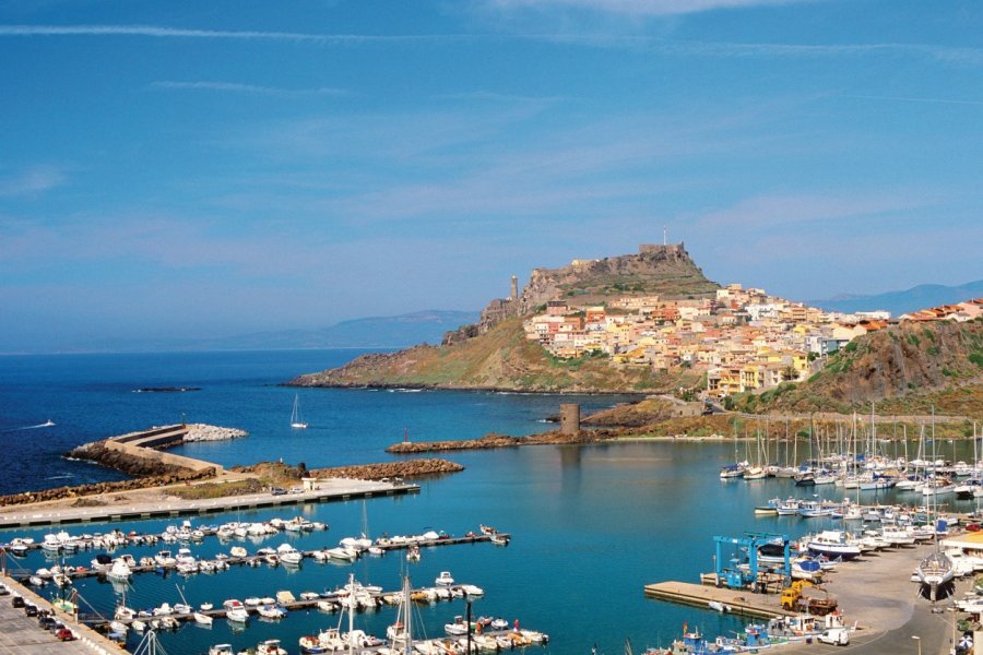 Le port de plaisance de Castelsardo. Author's Image
