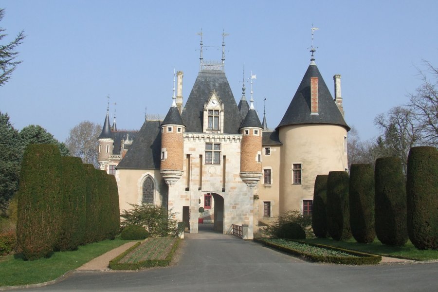 Hôtel de ville de Saint-Florent-sur-Cher. Laëtitia STEIMETZ