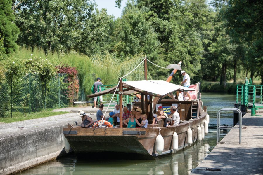 Gabarre. LAVAL Sébastien/Charente Tourisme