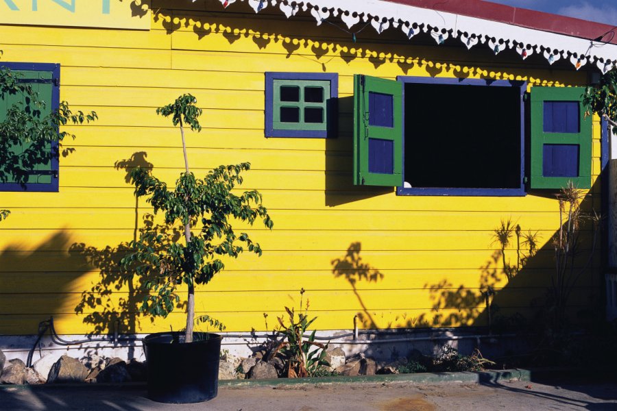 Maison créole à Marigot. Author's Image