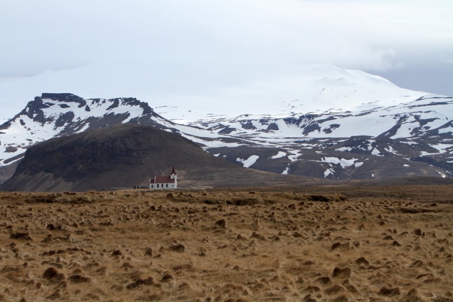 Le Snaefellsjökull culmine à 1 446 mètres d'altitude. Stéphan SZEREMETA