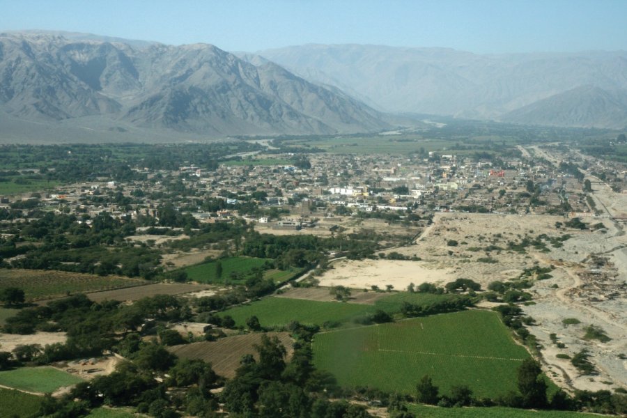 Vallée de Nazca. Stéphan SZEREMETA