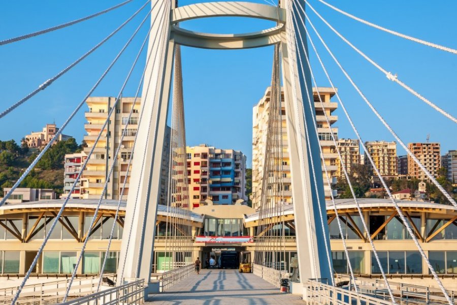 Pont Pista e Re à Durrës. (© Ppictures - Shutterstock.com))