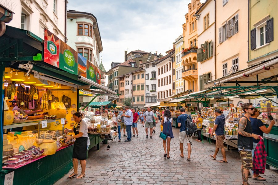 Piazza delle Erbe. parlanteste - Shutterstock.com