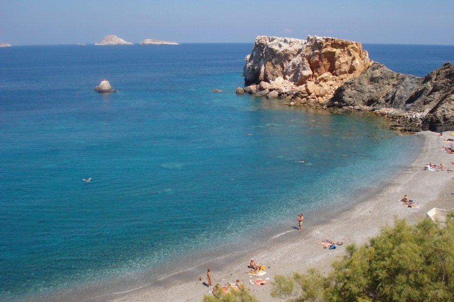 Plage de Vardia, pas loin du port. Ana JOVETIC-VUCKOVIC