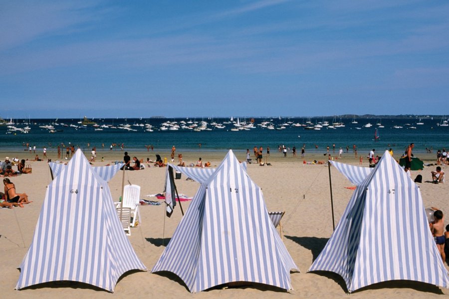La plage de Saint-Cast-le-Guildo (© Philippe GUERSAN - Author's Image))