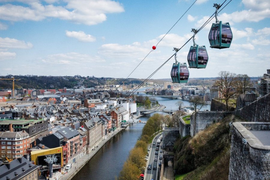 Le téléphérique, lien aérien entre la Citadelle et la ville. Maxime Asselberghs