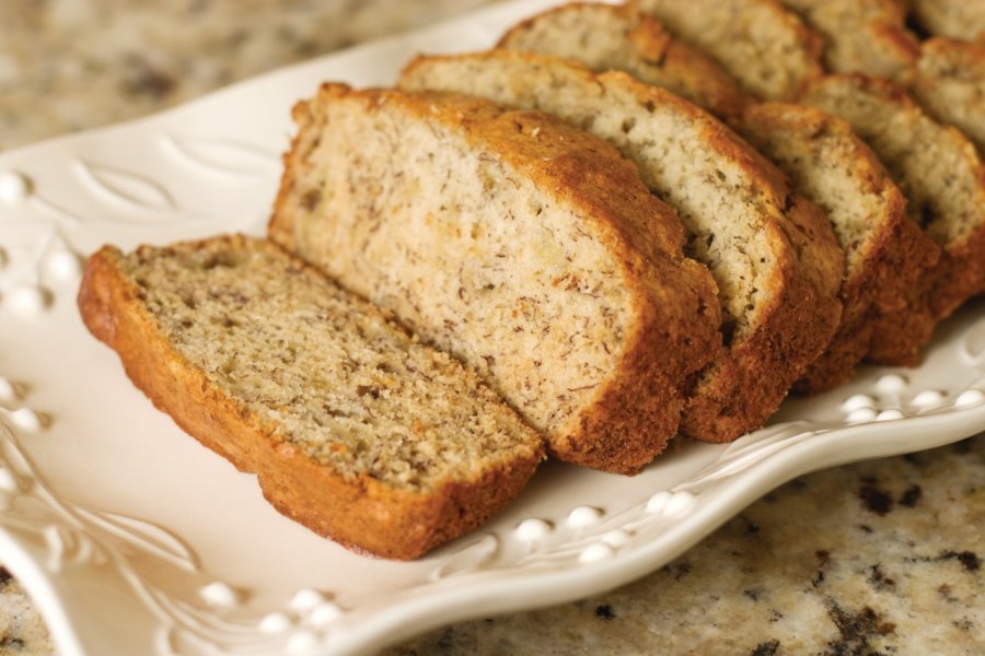 Banana bread. (© Strevell - iStockphoto))