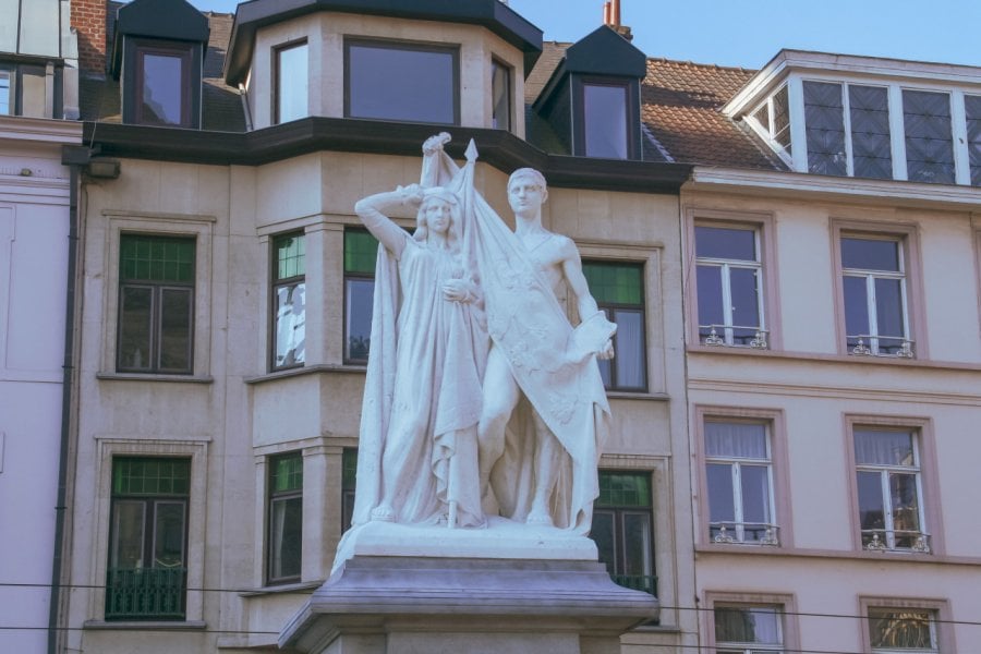 Statue en hommage à Jan Frans Willems à Gand. Angel L - Shutterstock.com