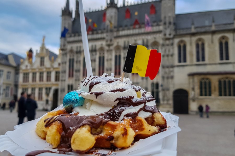 Gaufre traditionnelle à Bruges. (© Renas Photo - Shutterstock.com))