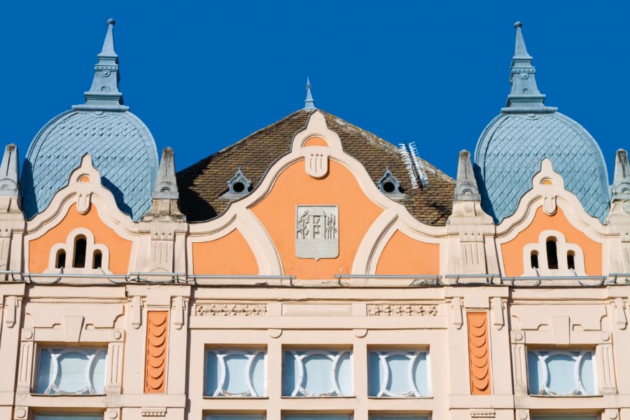 Façade de la ville de Szekszárd. Szaffy - iStockphoto