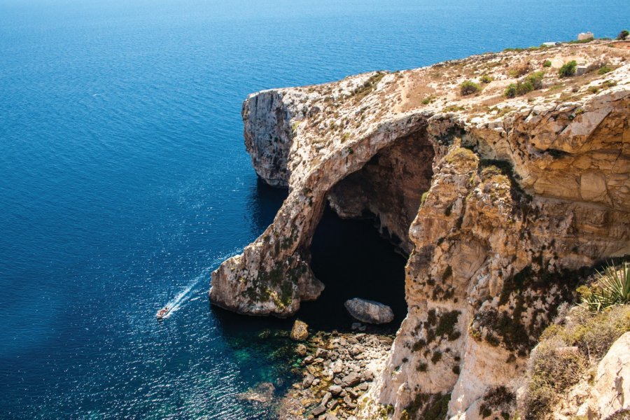 Les falaises de la Grotte Bleue à Wied Iz-Zurrieg. MVorobiev - iStockphoto