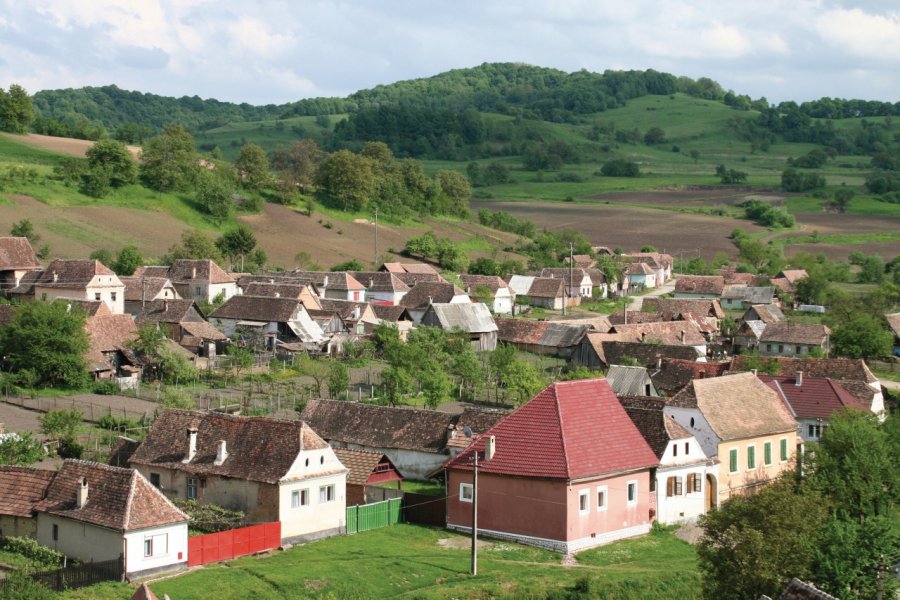 L'église fortifiée offre un beau panorama sur le village et la campagne environnante. Stéphan SZEREMETA