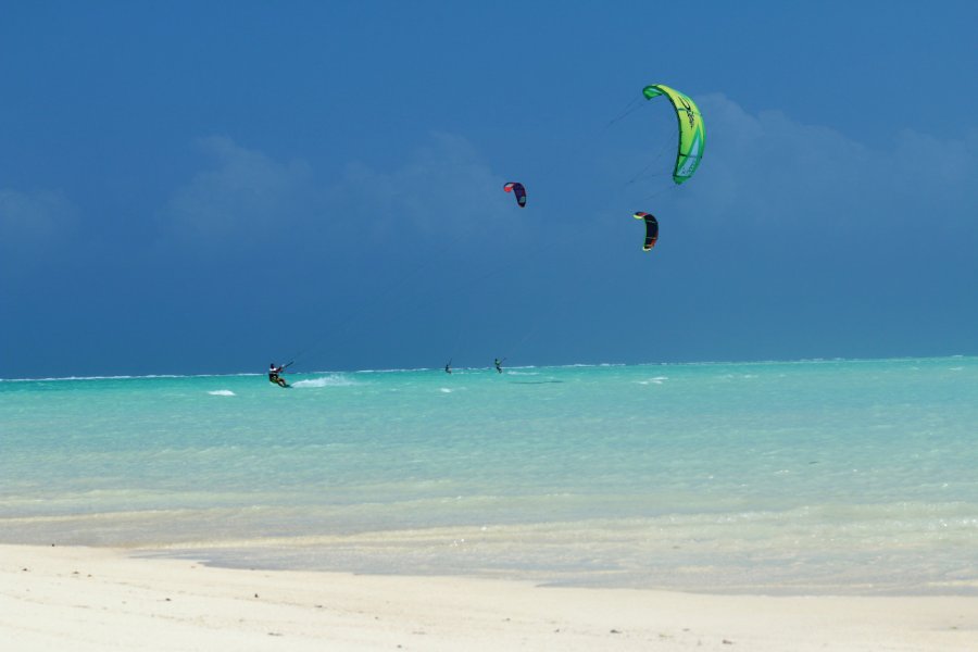 Kite surf. Sylvia_Kania - istockphoto.com