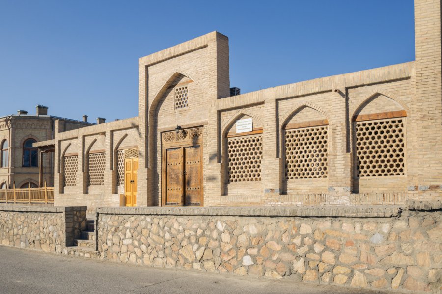 Ancien Caravanserail. Yulia_B - Shutterstock.com