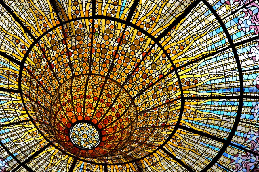 Plafond de vitraux du Palais de la musique catalane Heracles Kritikos - Shutterstock.com