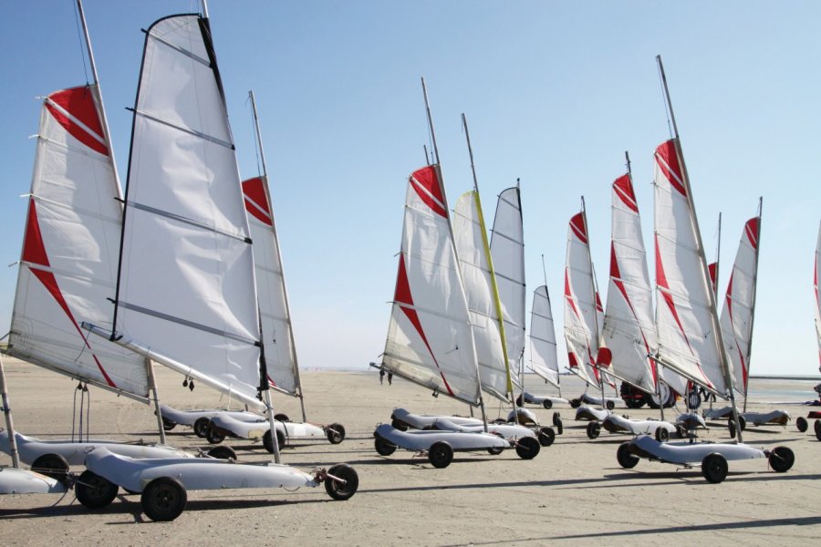 Char à voile sur la plage de Quend (© Pixel & Création - Fotolia))