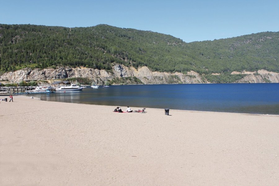 La plage de San Martín de los Andes sur le Lago Lácar. Pierre-Yves SOUCHET