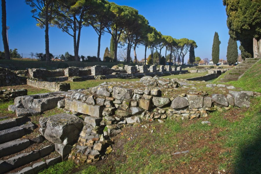 Les ruines de l'ancien port d'Aquileia. Cortyn - Shutterstock.com
