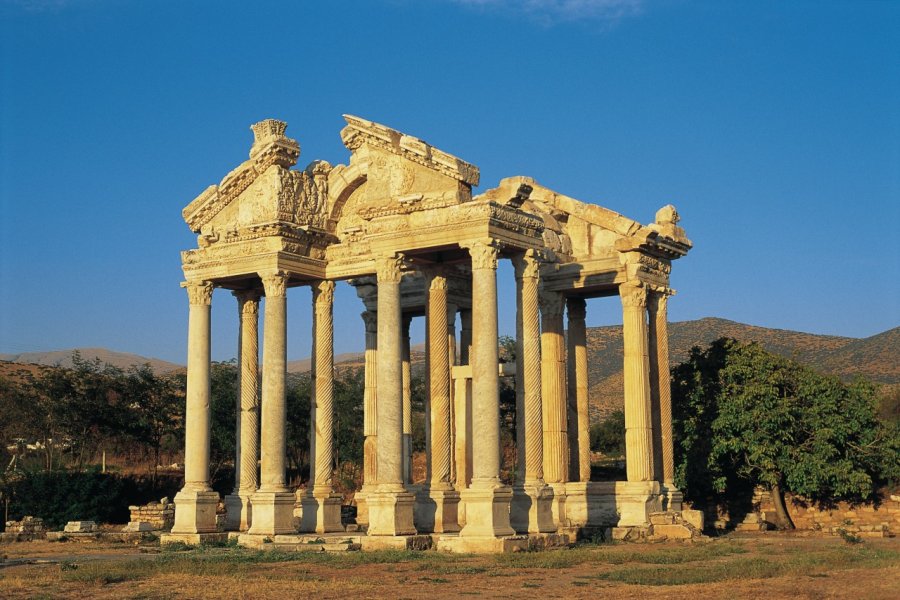 Le Sebastêion à Aphrodisias. Alamer - Iconotec