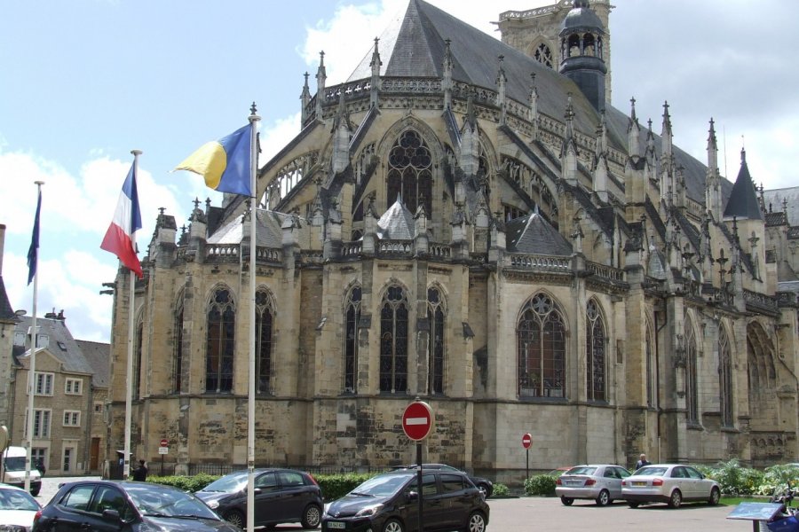 La cathédrale Saint-Cyr-Sainte-Julitte, Nevers. Laëtitia STEIMETZ